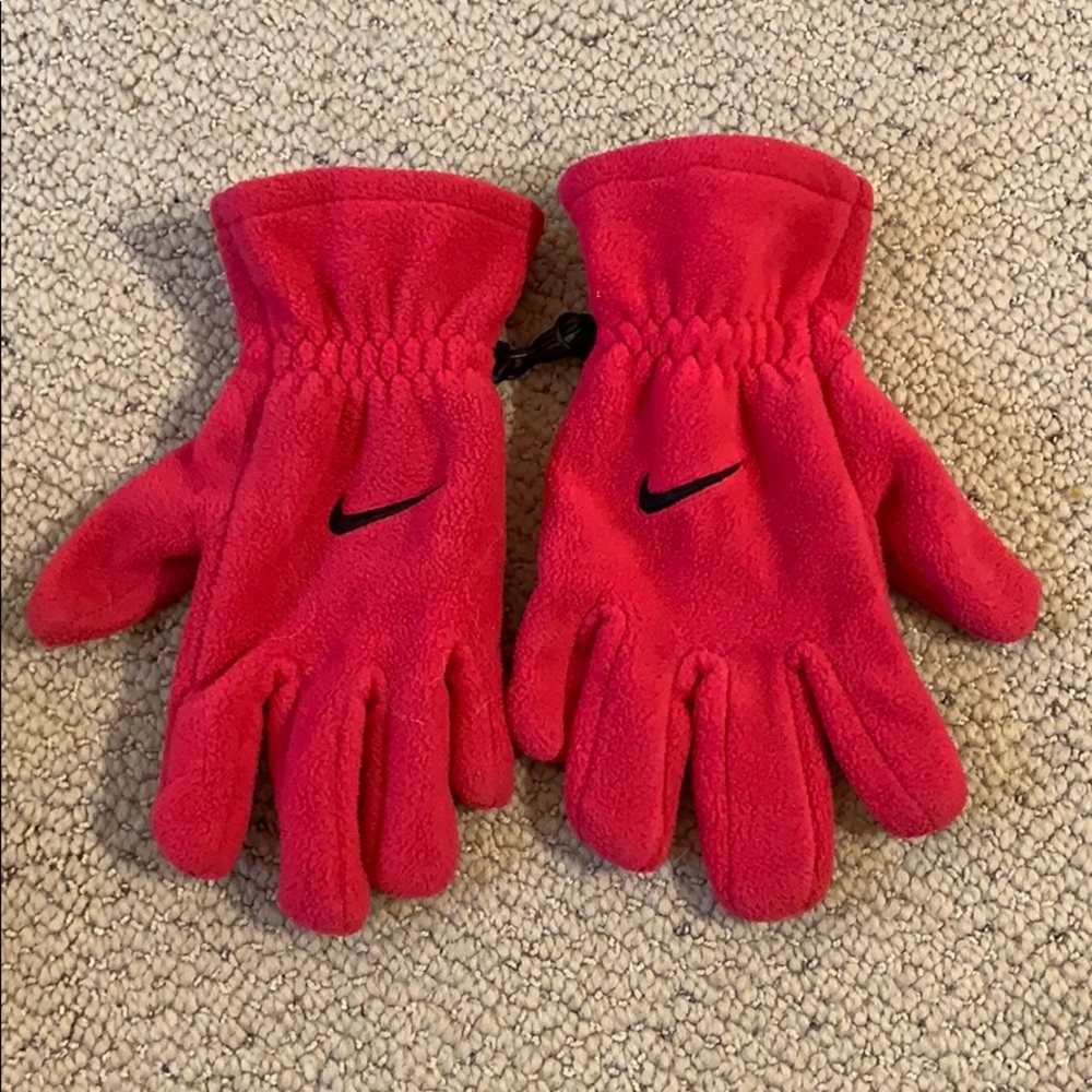 Nike Kid’s Pink Winter Gloves